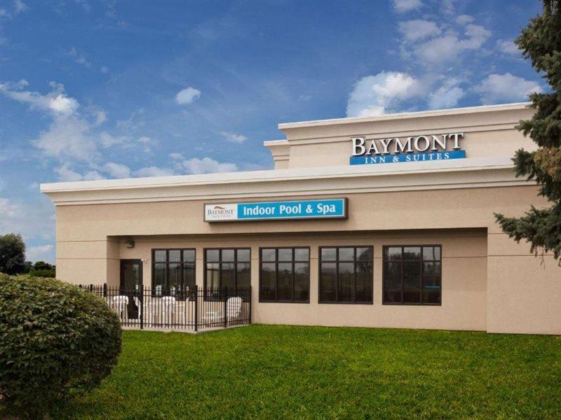 Baymont By Wyndham St. Joseph/Стівенсвілл Екстер'єр фото