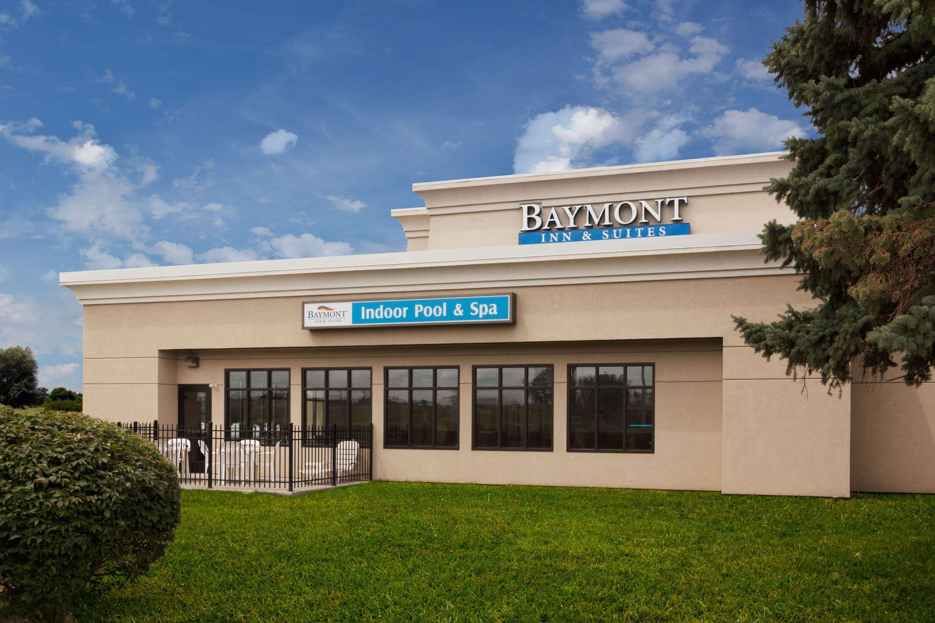 Baymont By Wyndham St. Joseph/Стівенсвілл Екстер'єр фото